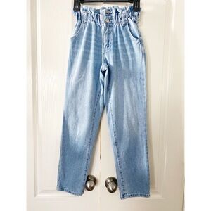 Pacsun mom jeans size 23 light color wash